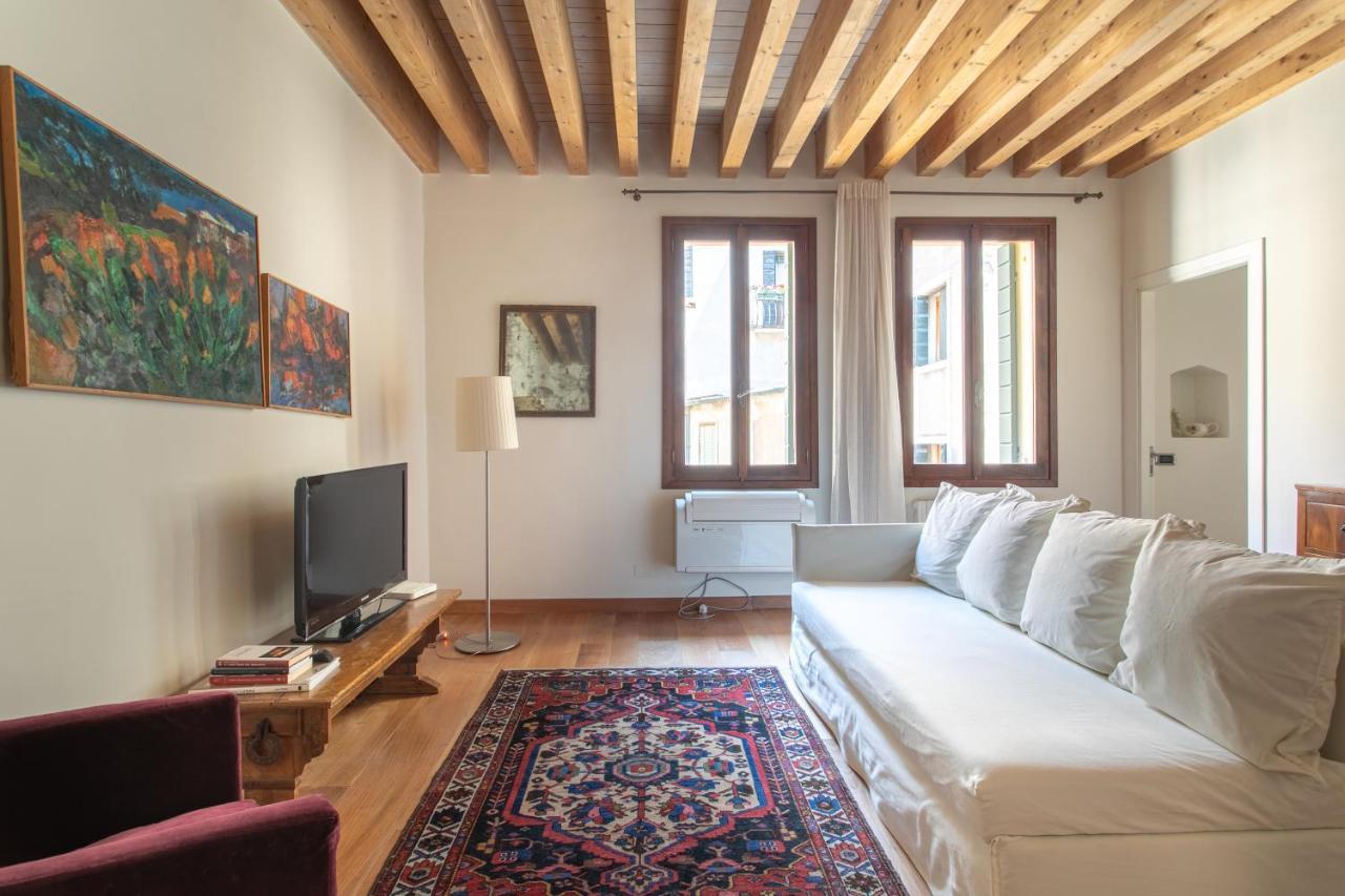 Calle Teatro Vecchio - Venezia المظهر الخارجي الصورة